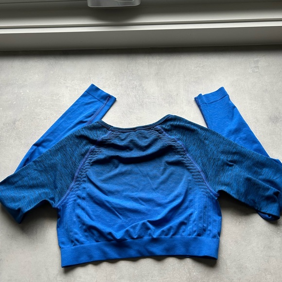 Alphalete ombré cropped long sleeve - small - Moonlight - Picture 2 of 3